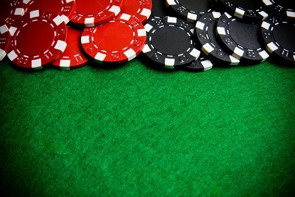 Live Speed Roulette dealer at lawas studio broadcasting a spin